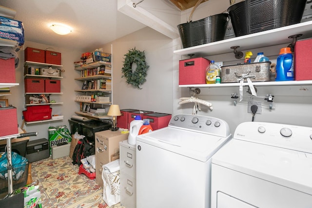 3900 Orchardview Ln NW, Rochester, MN 55901 - laundry area featuring washing machine and clothes dryer