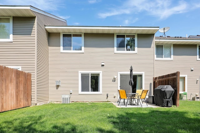1704 Talon Trl, Eagan, MN 55122 - back of property with a patio