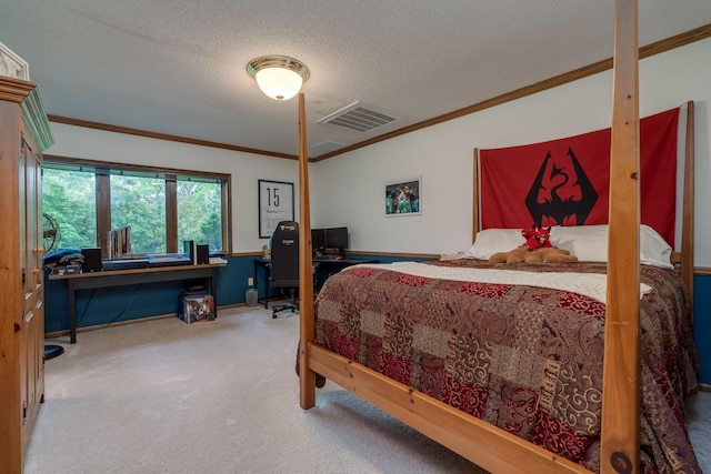 17 Oriole Pl, North Mankato, MN 56003 - carpeted bedroom featuring crown molding, an office area, and a textured ceiling