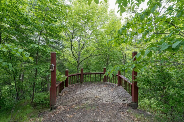 17 Oriole Pl, North Mankato, MN 56003 - gate featuring a wooden deck