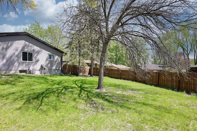 1158 Rockstone Ln, New Brighton, MN 55112 - view of yard