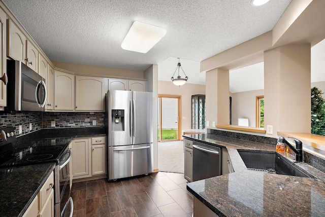 118 Quail Cir, Hudson, WI 54016 - photo 15