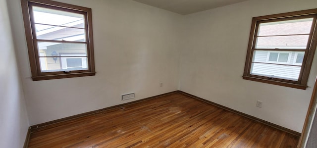 910 13th St, International Falls, MN 56649 - photo 9