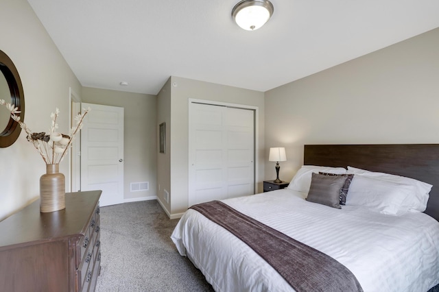 14246 Wilds Dr NW, Prior Lake, MN 55372 - bedroom featuring carpet and a closet