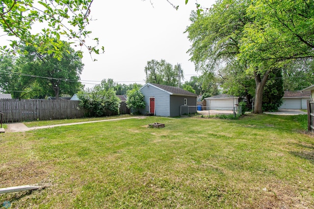 1614 2nd St N, Fargo, ND 58102 - view of yard with a fire pit