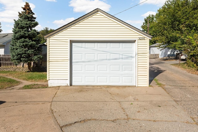 3235 Ulysses St NE, Minneapolis, MN 55418 - detached garage featuring driveway