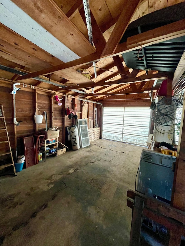 506 3rd St SW, Wadena, MN 56482 - view of garage