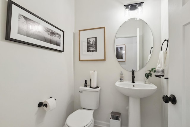 6640 Wolfberry Curv, Minnetrista, MN 55331 - bathroom with toilet and baseboards