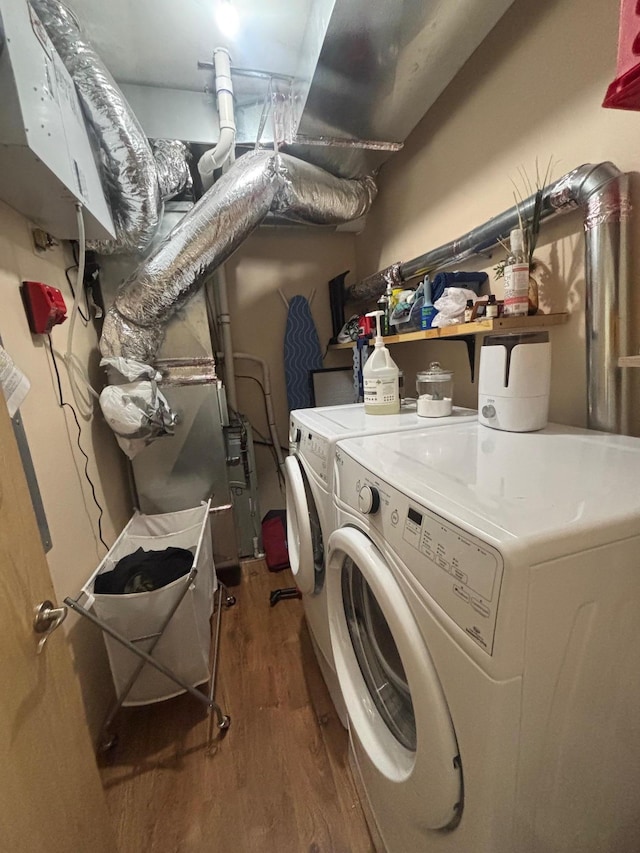 420 14th St, Brainerd, MN 56401 - laundry room with washer and clothes dryer and dark wood-style flooring