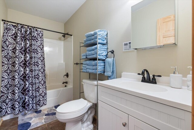 32305 Little E Lake Rd, Bigfork, MN 56628 - bathroom featuring vanity and shower / bath combination with curtain