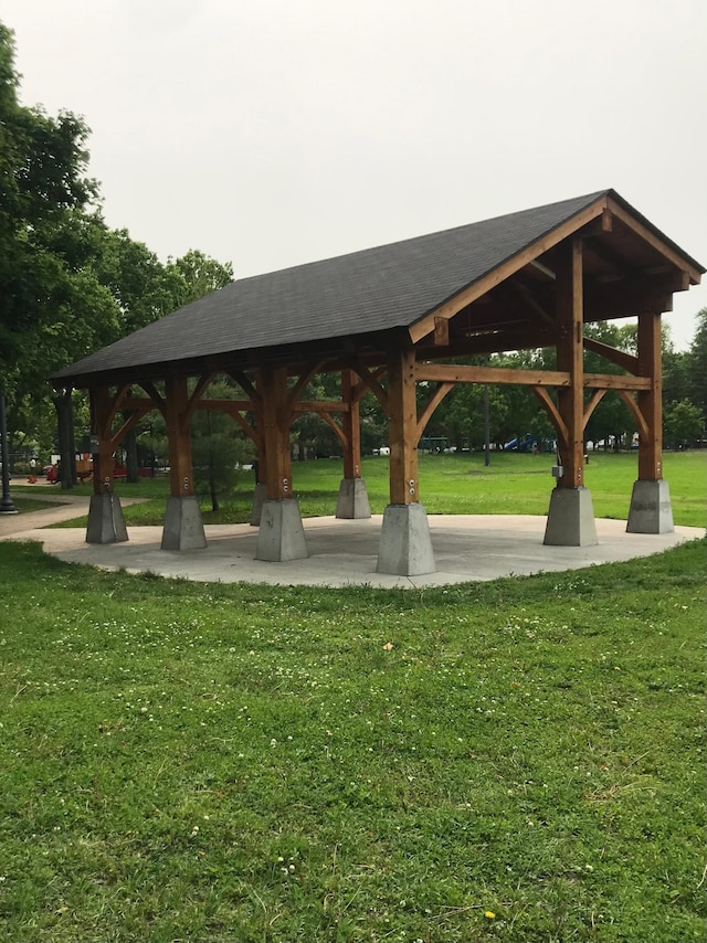 1311 Monroe St NE, Minneapolis, MN 55413 - view of community with a gazebo and a lawn