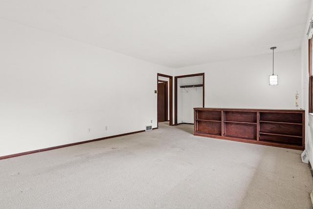 5421 Church Rd, Mound, MN 55364 - empty room featuring light carpet and baseboards