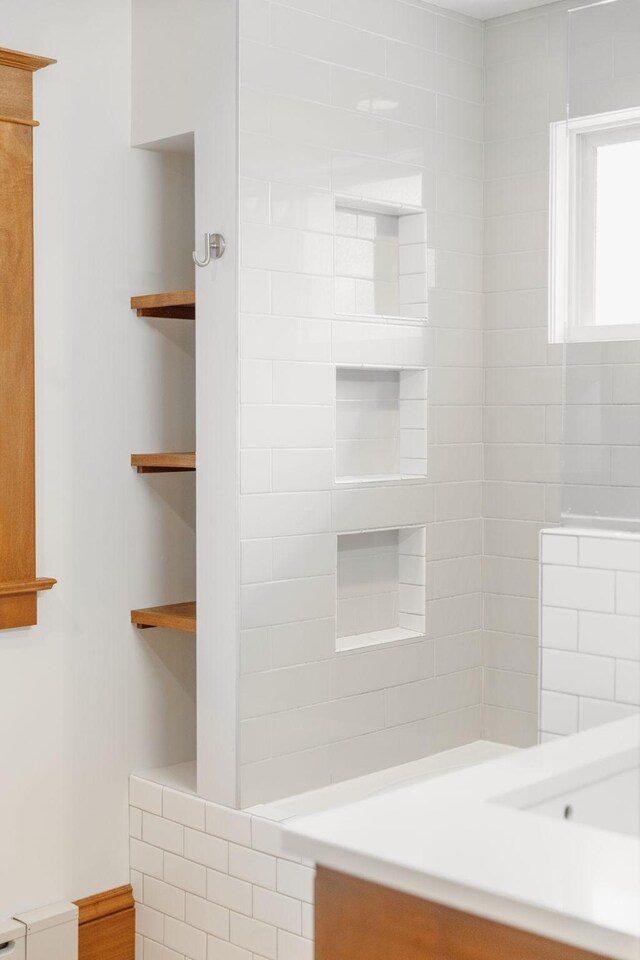 2441 Grand Ave S, Minneapolis, MN 55405 - bathroom featuring vanity