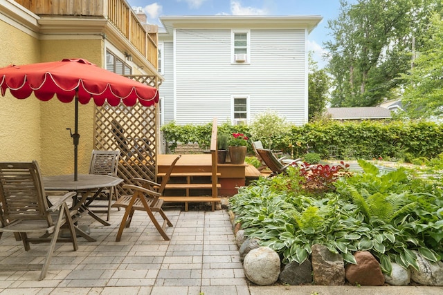 2441 Grand Ave S, Minneapolis, MN 55405 - view of patio / terrace featuring outdoor dining space