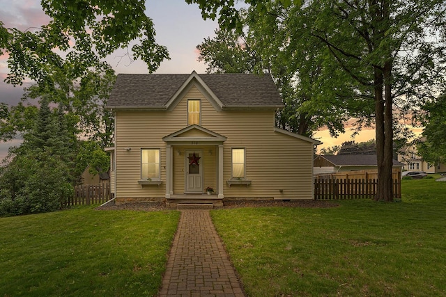 310 Belle St W, Cannon Falls, MN 55009 - view of front of home featuring roof with shingles