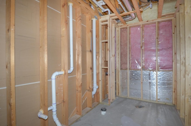 1046 Roosevelt St S, Cambridge, MN 55008 - view of miscellaneous room