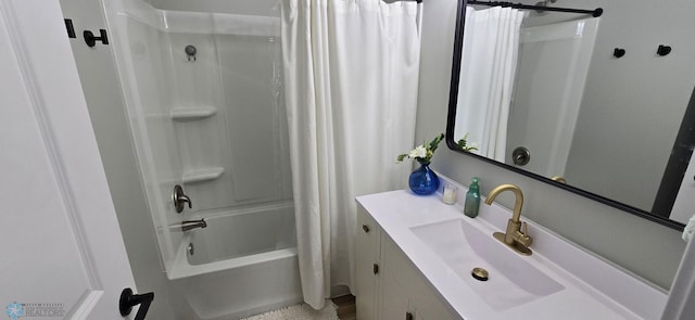 1442 11th Ave S, Fargo, ND 58103 - bathroom featuring vanity and shower / bath combination with curtain