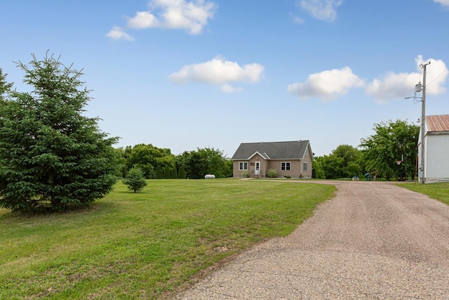 28145 State Highway 112, Le Sueur, MN 56058 - view of front of home featuring a front lawn and gravel driveway