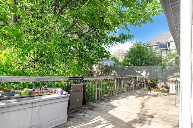 687 Jenks Ave, Saint Paul, MN 55106 - view of wooden deck