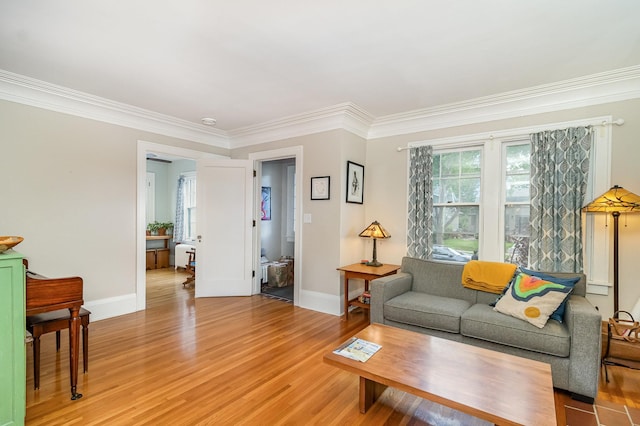 244 Macalester St, Saint Paul, MN 55105 - living room featuring crown molding and light wood-style floors