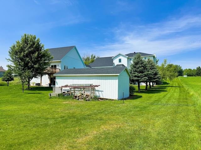 1207 Martin St, Fergus Falls, MN 56537 - view of green lawn