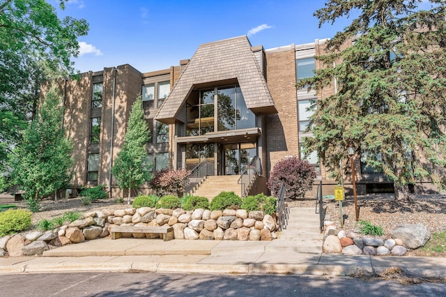6075 Lincoln Dr Unit 302, Edina, MN 55436 - photo 1