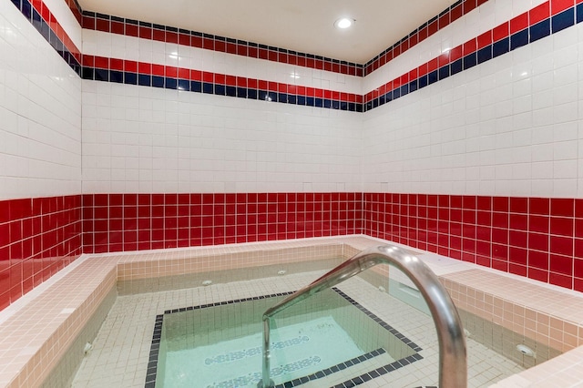 1920 1st St Unit 304, Minneapolis, MN 55454 - bathroom with recessed lighting and tile walls