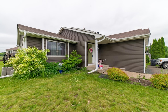 920 9th St, Rush City, MN 55069 - single story home with a front lawn