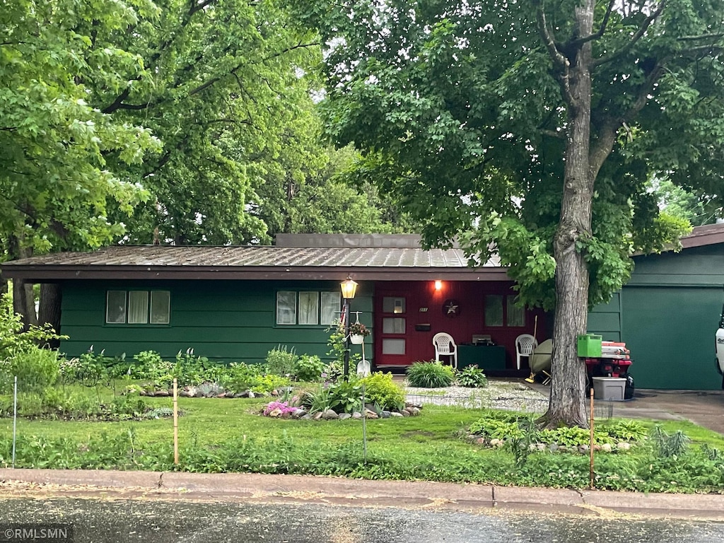 211 Dion Ave, Mora, MN 55051 - view of ranch-style house