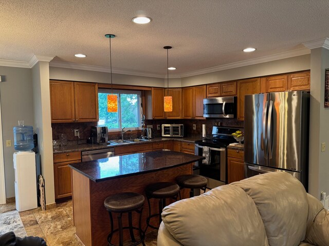 8000 Winnetka Heights Dr, Golden Valley, MN 55427 - photo 19