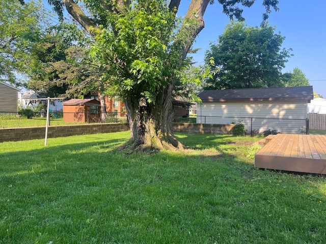 111 4th St, Kenyon, MN 55946 - view of yard with a deck