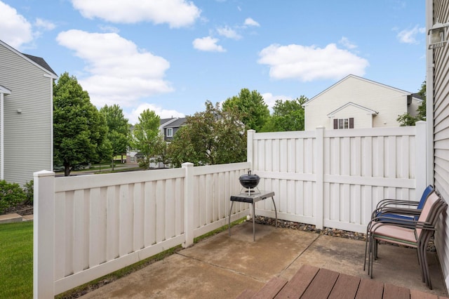 15524 Float Ln, Apple Valley, MN 55124 - view of patio