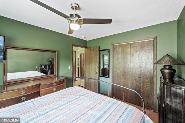 6316 15th Ave S, Richfield, MN 55423 - bedroom with a closet and ceiling fan