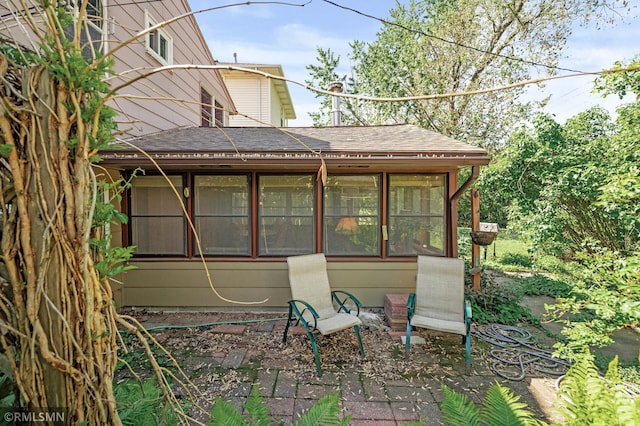 6316 15th Ave S, Richfield, MN 55423 - view of home's exterior with roof with shingles