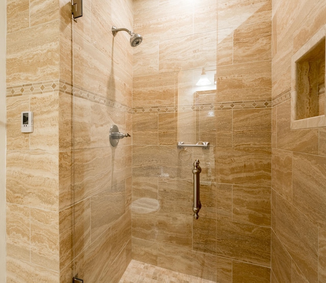 2230 Lower Afton Rd E, Saint Paul, MN 55119 - bathroom featuring a stall shower