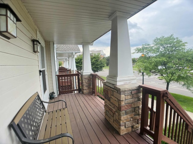 1366 Phalen Blvd, Saint Paul, MN 55106 - view of porch