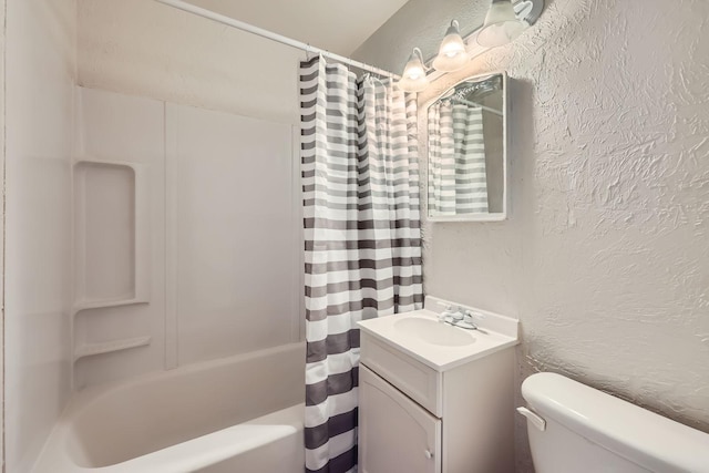 4921 Fremont Ave N, Minneapolis, MN 55430 - full bathroom with a textured wall, toilet, vanity, and shower / tub combo with curtain