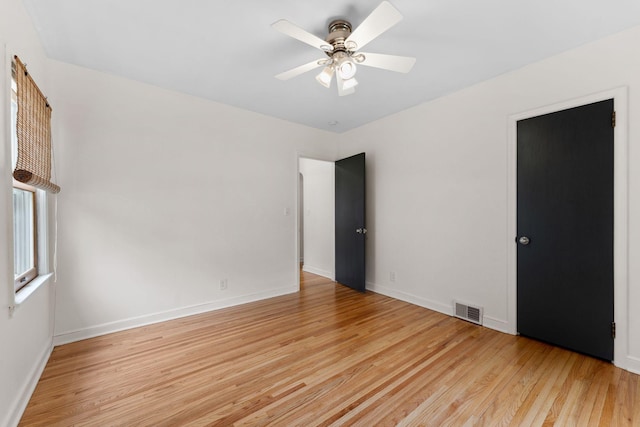 5257 27th Ave S, Minneapolis, MN 55417 - spare room featuring light wood-style floors, ceiling fan, and baseboards