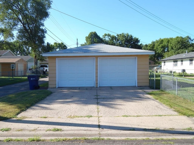 1052 36th Ave N, Saint Cloud, MN 56303 - view of detached garage