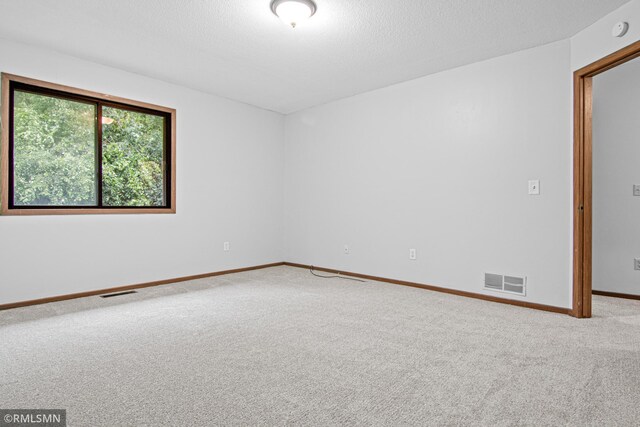 1754 Helena Rd N, Oakdale, MN 55128 - photo 14