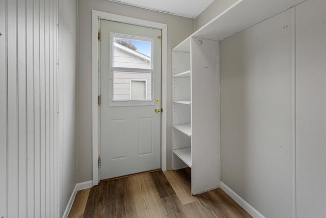 2939 Linden Ave, Slayton, MN 56172 - mudroom with wood finished floors and baseboards