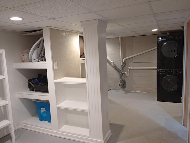 232 2nd St NW, Menahga, MN 56464 - finished basement featuring stacked washer / dryer, a drop ceiling, and recessed lighting