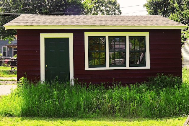 145 Robie St W, Saint Paul, MN 55107 - view of outbuilding