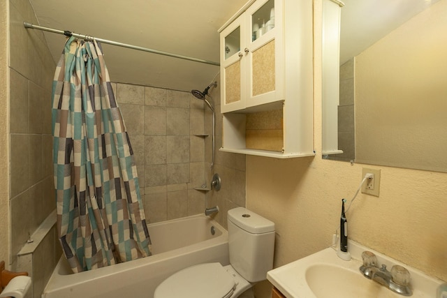 1126 7th Ave SE, Rochester, MN 55904 - full bathroom with shower / tub combo, vanity, and a textured wall