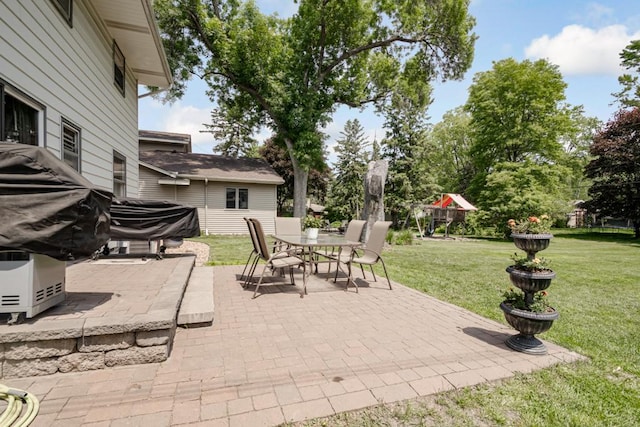 569 Driftwood Rd, New Brighton, MN 55112 - view of patio / terrace featuring outdoor dining space