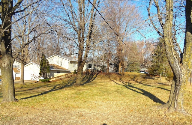 9540 24th Ave N, Plymouth, MN 55441 - view of grassy yard