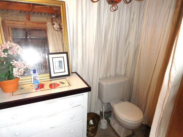 9540 24th Ave N, Plymouth, MN 55441 - bathroom with toilet and vanity