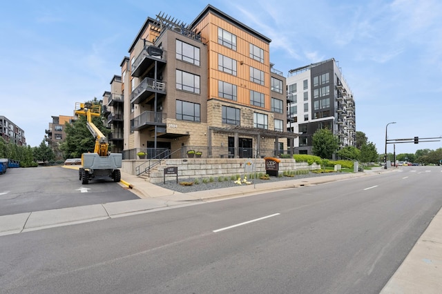 3104 Lake St Unit 412, Minneapolis, MN 55416 - view of apartment building / complex