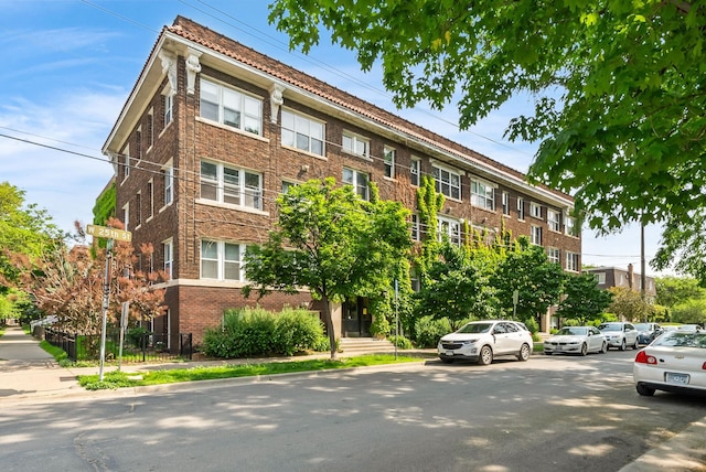 1112 25th St Unit 203, Minneapolis, MN 55405 - view of building exterior