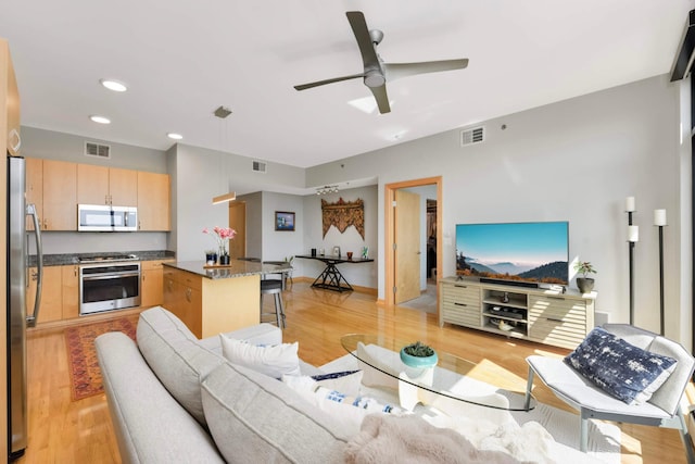 1240 2nd St Unit 817, Minneapolis, MN 55415 - photo 11